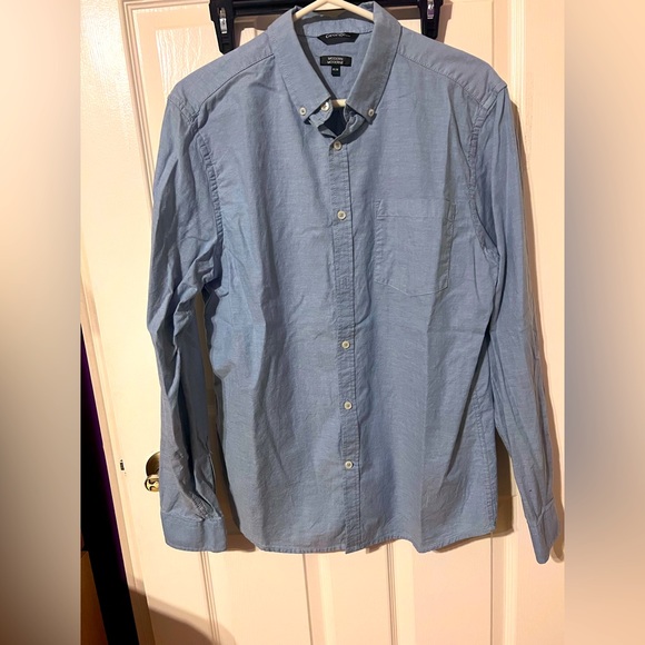 Button down shirt - Picture 1 of 3